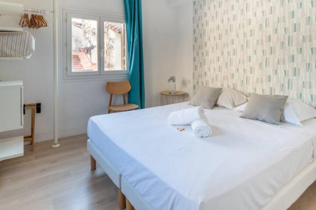 Magnifique Appartement De Charme Avec Vue Sur Le Palais Des Papes A Avignon Wifi Gratuit 外观 照片