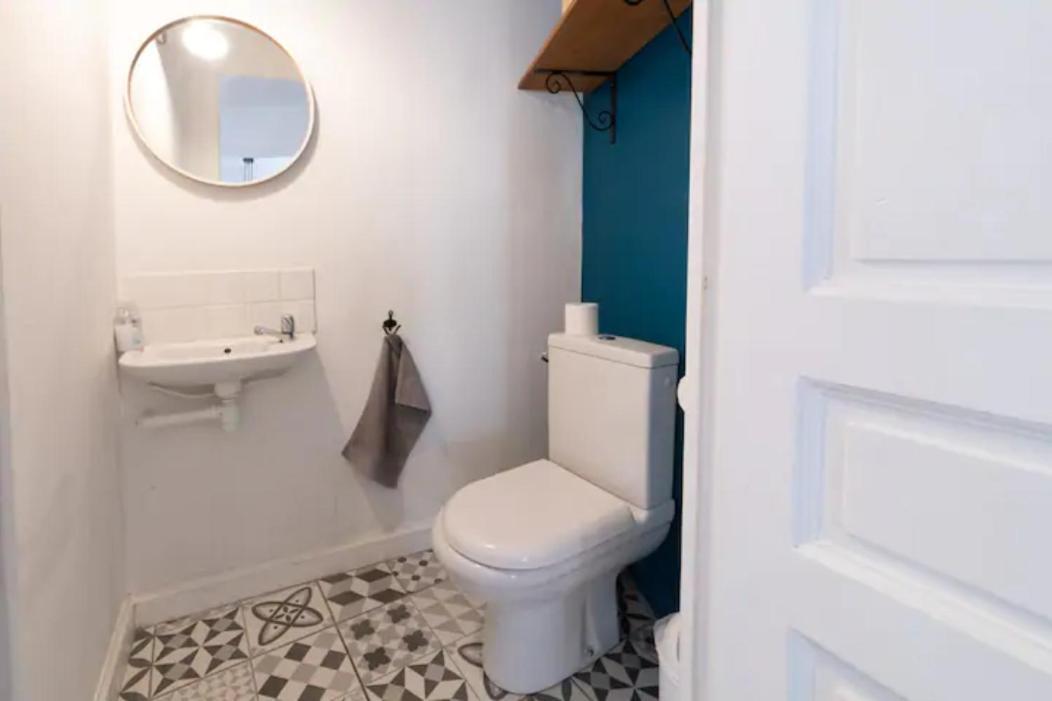 Magnifique Appartement De Charme Avec Vue Sur Le Palais Des Papes A Avignon Wifi Gratuit 外观 照片