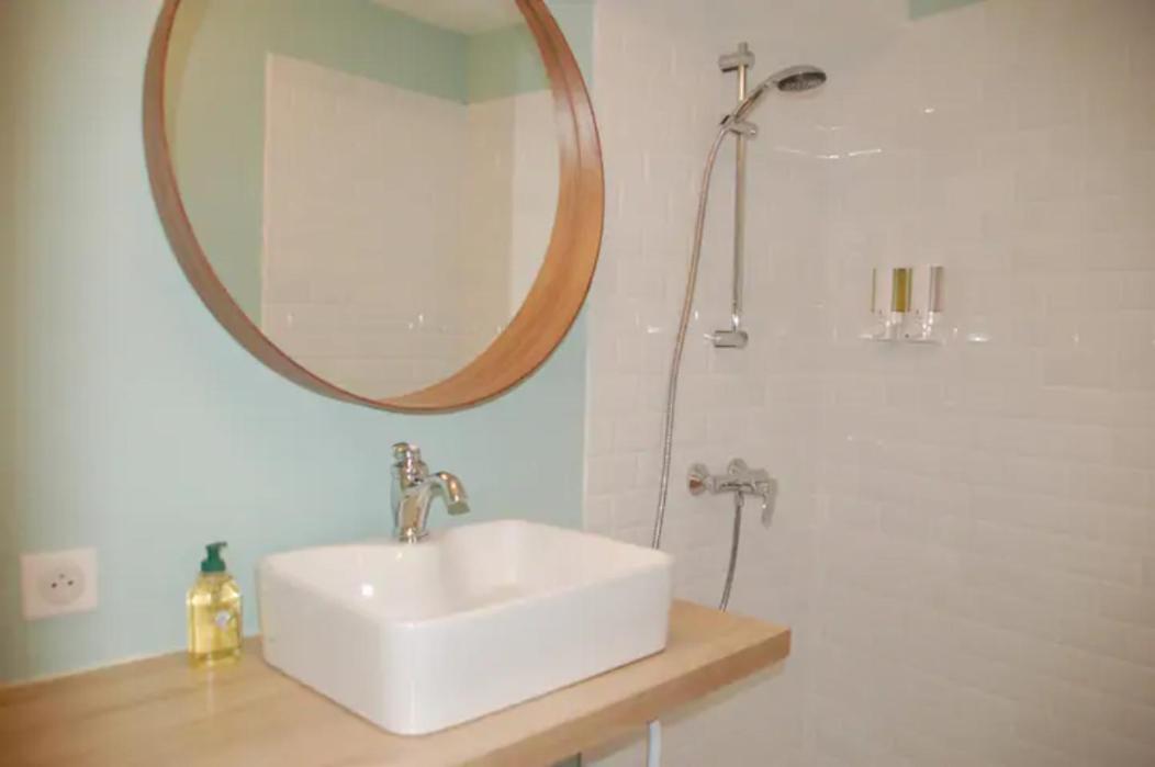 Magnifique Appartement De Charme Avec Vue Sur Le Palais Des Papes A Avignon Wifi Gratuit 外观 照片